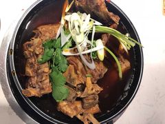 -运气牛自助酱大骨火锅(南京东路店)