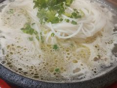 -刚砂锅鸡丝米线