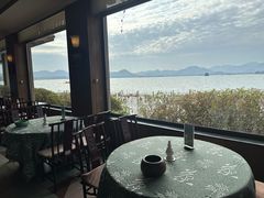 -湖畔居茶楼(湖滨店)