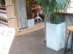 -HIGH FIVE哈福手工汉堡(桂林路店)