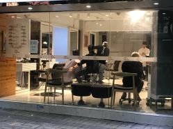 -苏豪路易士·嘉玛发廊