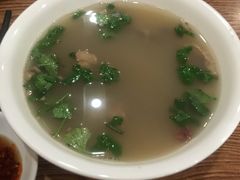 -清真吴记门钉肉饼·喜多利