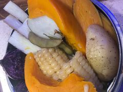 -船梆煮•蒸汽海鲜·炉火烤肉(五四广场店)