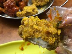 -BHC炸鸡(明洞总店)