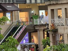 -王府井奥莱临潼小镇(临潼店)