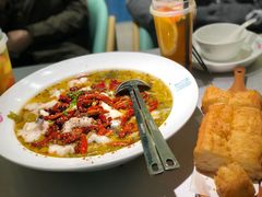 -姚姚酸菜鱼·金戈戈香港豉油鸡(喜荟城联名店)