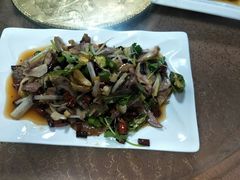 -鲁南仔·滕州炒鸡(经三路店)