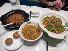 -绿草地·湘菜(7mall店)