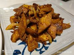 馕丁炒烤肉-疆Jiang·新疆秘制料理