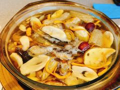 砂锅烩野杂菌-半山腰·云南菜(侨福芳草地店)