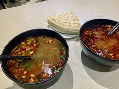 -牵人麻辣粉(粉巷店)