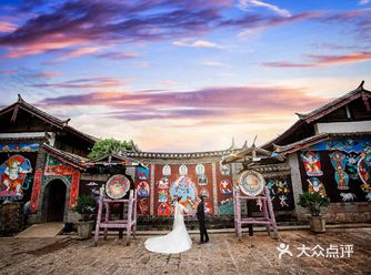 伯爵丽莎｜少数民族礼服之美