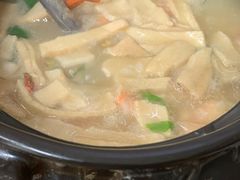 -皮蛋弟砂锅店(总店)