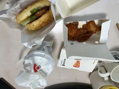 -必胜客(航洋国际店)