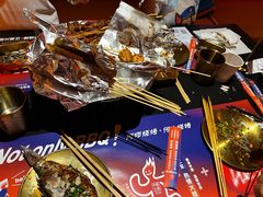 -何师烧烤Pro ·江湖川菜·小龙虾·精酿(太古里旗舰店)