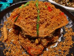 避风塘炒石岩蟹-79号渔船海鲜饭店(宝安店)