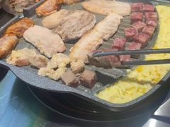 -阿亲家·韩式无限烤肉(不夜城店)