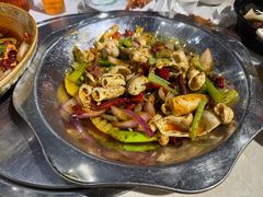 -休记光头香辣蟹干锅店(衣冠庙店)