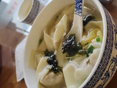 -笑来喜馄饨小笼工坊店(湖滨街店)