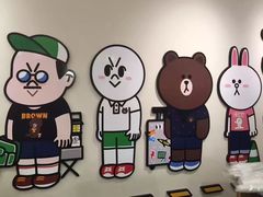 -LINE FRIENDS Garosu-gil Flagship Store