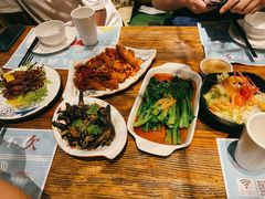 -胡桃里音乐酒馆(环亚凯瑟琳广场店)