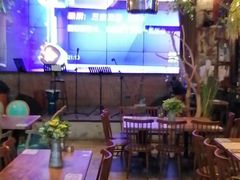 -临界音乐酒馆·小龙虾·江湖菜(华熙LIVE·鱼洞店)