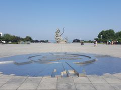 -巴陵广场