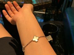 -梵克雅宝(国贸商城店)