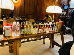 -银米·云南传统过桥米线(双廊黑金冠店)