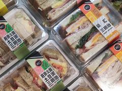 -85度C(生甜甜圈研究工坊·上海平凉店)