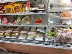 -全家便利店(杭州龙翔桥地铁站店)