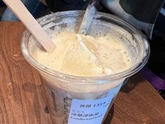 -星巴克(宝山万达店)