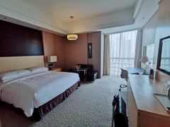 -上海漕河泾万丽酒店