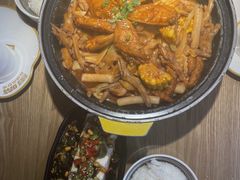 -多嘴超级肉蟹煲(吉林财富购物广场店)
