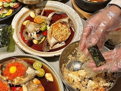 -草家酱蟹炭火烤肉店(珲春南路一店)