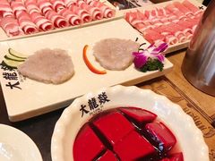 -大龙辣火锅·龙虾·烧烤(湖滨新天地店)