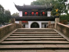 -汇龙潭