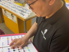 -优医视平价眼镜蔡司依视路折扣工厂店(十里堡店)