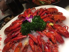 -沪小胖小龙虾(淮海中路旗舰店)