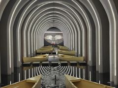 -涨巢·潮玩水疗局