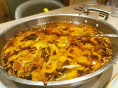 水煮鱼-日进一片海.生腌海鲜火锅.宵夜烧烤(三里屯总店)