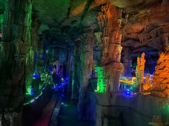 -泰安地下龙宫景区