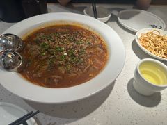 -江渔儿酸菜鱼(映月湖环宇城店)