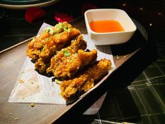 鸡翅中-wann lounge 低温慢煮牛排·清吧