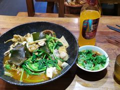 -万记麻辣烫国展总店