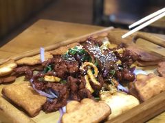 -老东镇啤酒屋海鲜加工·蒸汽海鲜·海鲜烧烤(台东店)