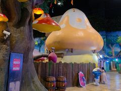 -蓝精灵乐园·世茂精灵之城主题乐园