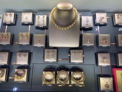 -周大福CHOW TAI FOOK(北京SKP店)