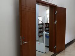 -上海市静安区图书馆(新闸路馆)