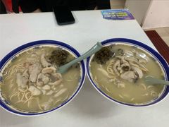 招牌黄鱼面-明呈黄鱼面馆(斜土路店)